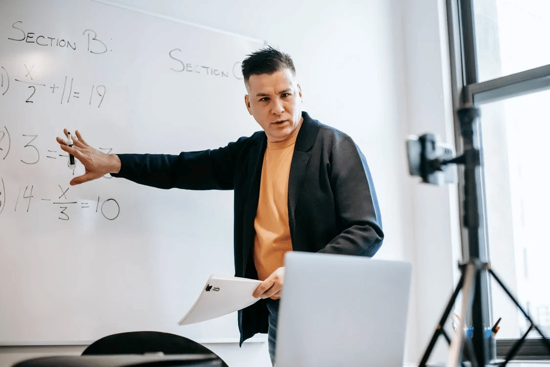 Curso Técnico EAD e Híbrido: entenda as diferenças